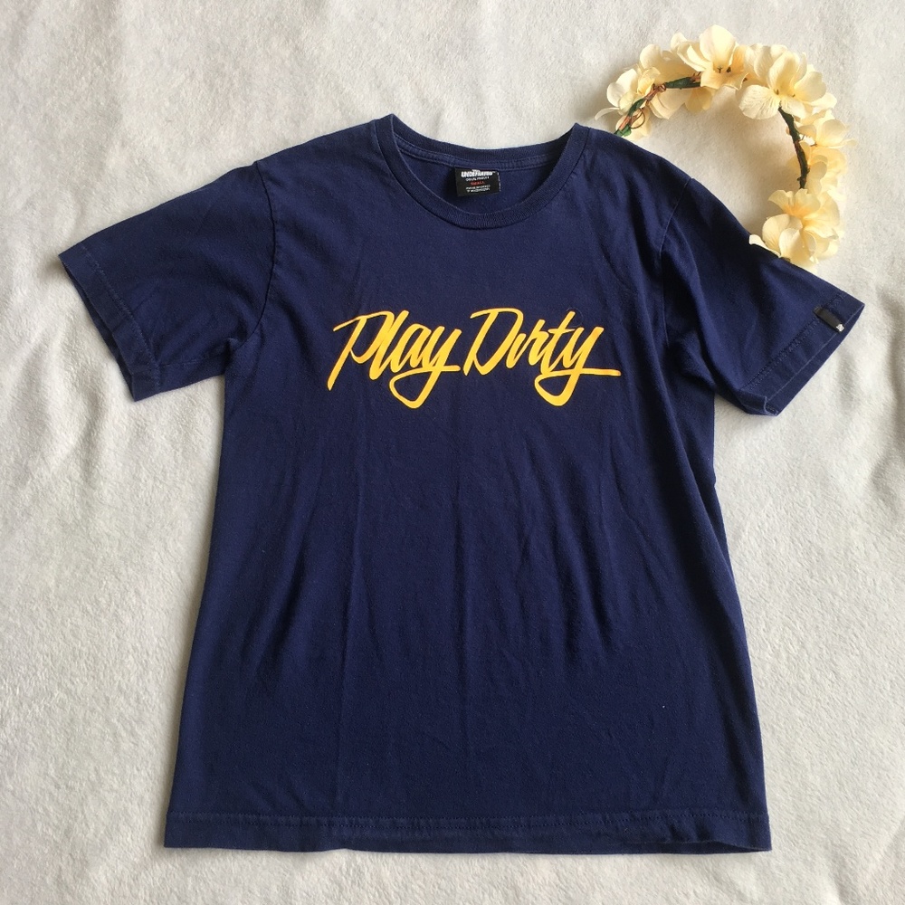 Undefeated Tee